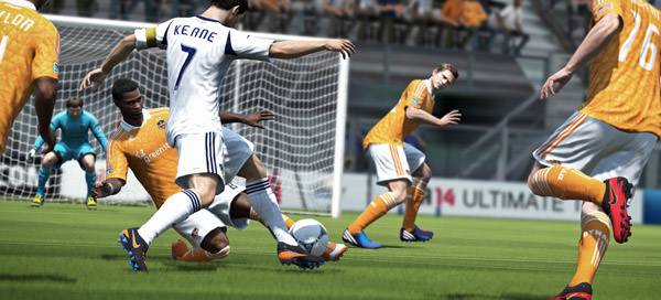 FIFA 14 Defending