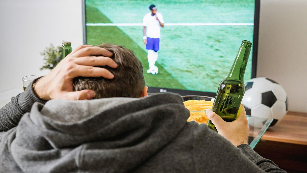 7 Reasons Why Basketball Fans Love to Watch Soccer